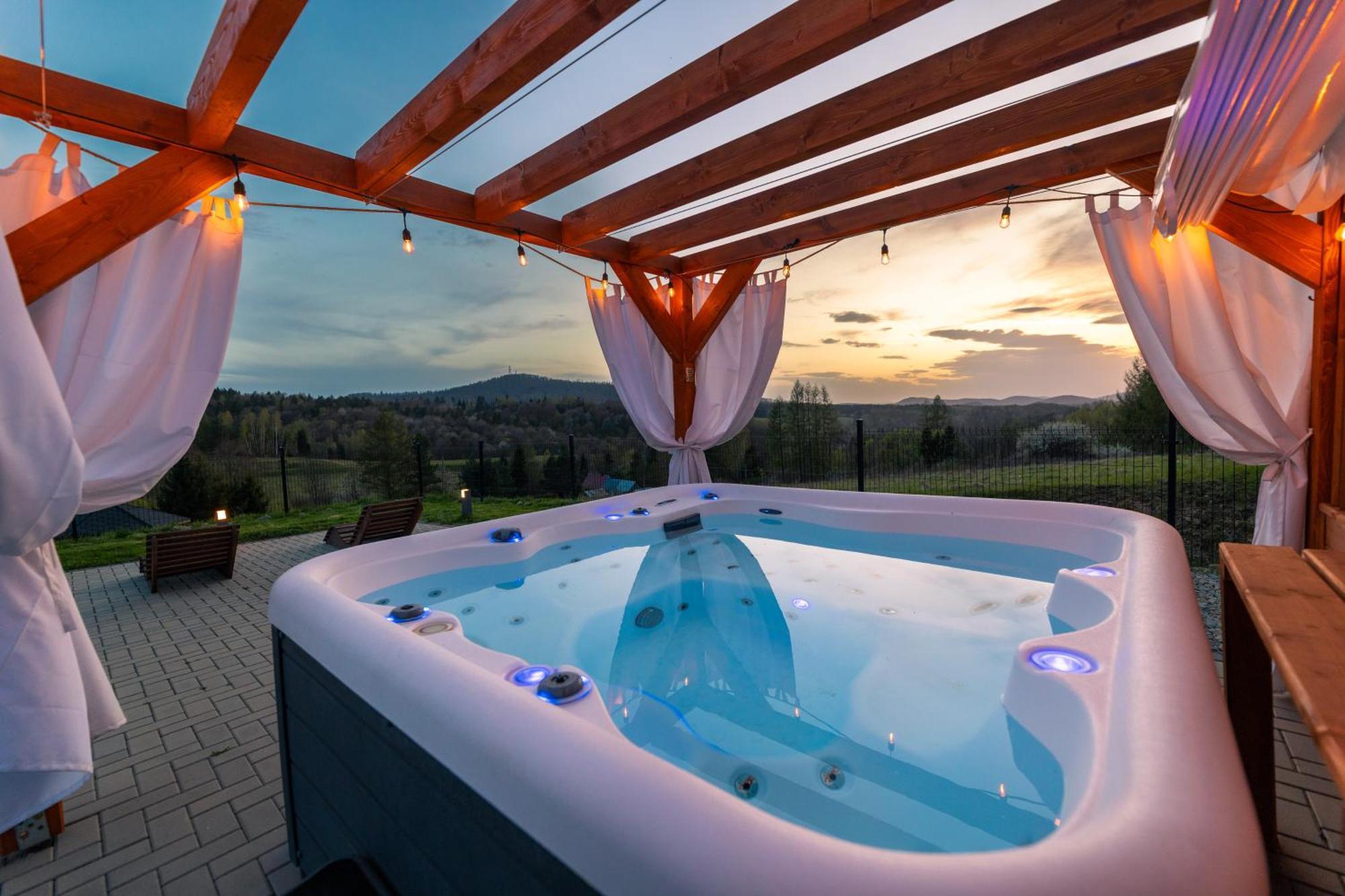 Chaty Skwirutowe Wzgorze - Domki Caloroczne Solina  Ngoại thất bức ảnh